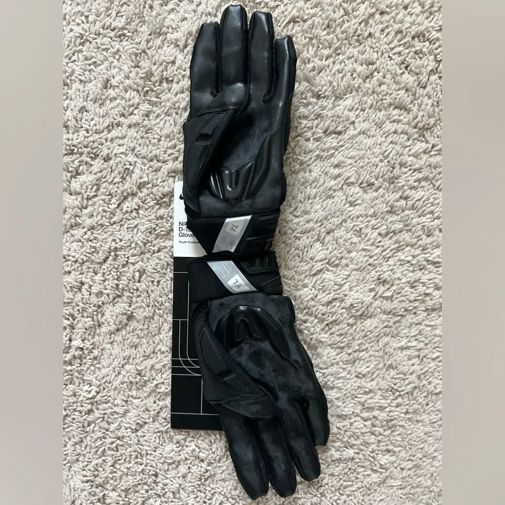 Nike D-Tack 6.0 Football Padded Linesman Gloves Black Youth
